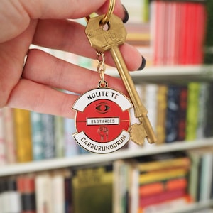 Nolite Te Bastardes Carborundorum Keyring - The Handmaids Tale Enamel Keychain - Book Lover Gift - Feminist Gift for Her - Bag Charm