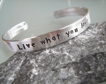 Motivational bracelet, Graduation Gift, Inspirational Bracelet, Quote bracelet, Custom Stamped Bracelet, Simple jewelry, Personalized gift