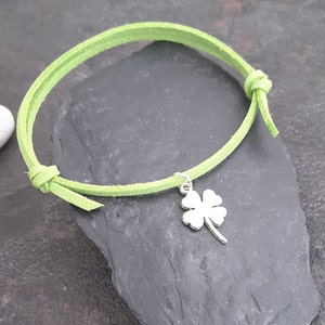 Klaver armband, Groene klaver armband, groene klaver, St. Patrick, klaverblad, wrap armband, wens armband, vriendschap armband, BFF