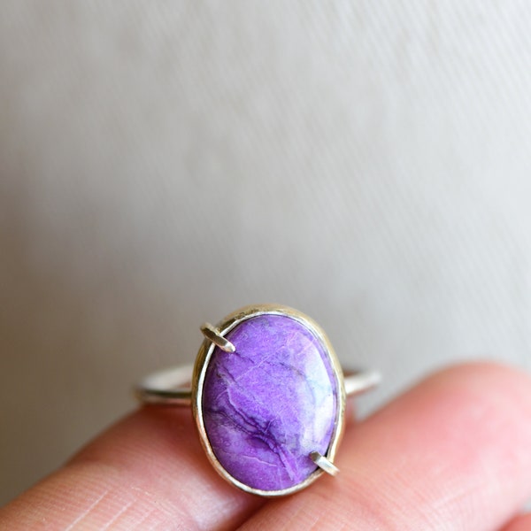 Purple Sugilite Bezel Ring. Healing Stone. Purple Gemstone Ring. Sugilite in Silver. Gift for Women. Purple Jewelry