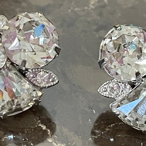Great Gift Idea Vtg 1940s 50s Eisenberg Ice Clear Glass Stunning Earrings a Beautiful Pair of Beauties Set in Rhodium?