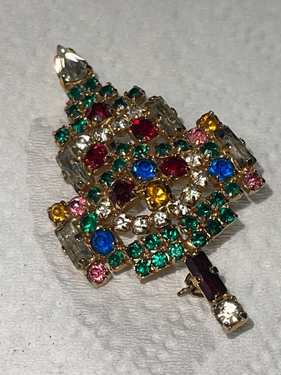 Vintage Rhinestone Ornament Christmas Tree brooch… - image 8