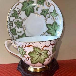 Royal Albert Bone China Teacup & Saucer Green Ivy Pattern England Vintage Set
