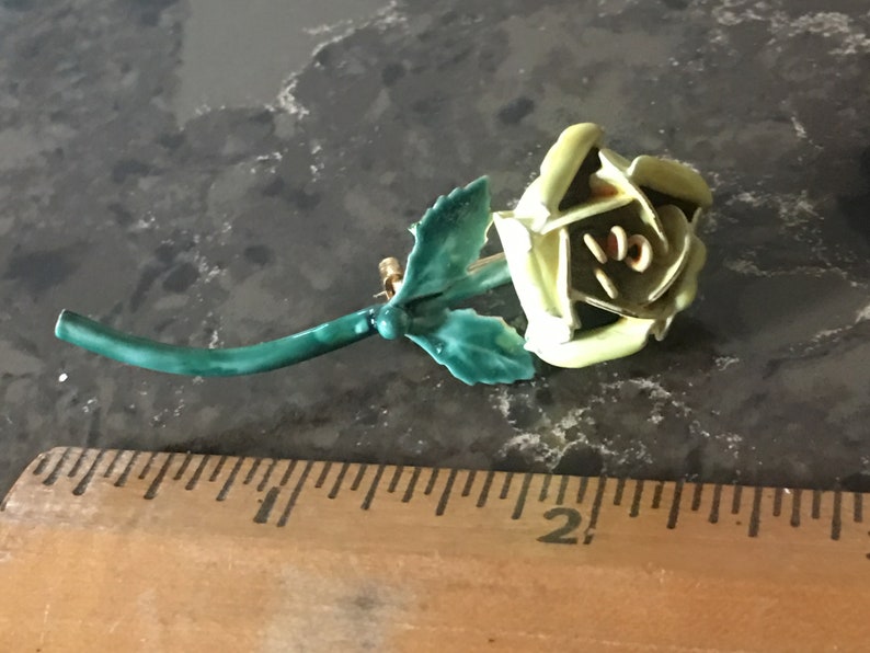 Vtg Citrine Floral Enamel Done by SANDOR Brooch the Perfect Beauty to Wear during the Upcoming Seasons!