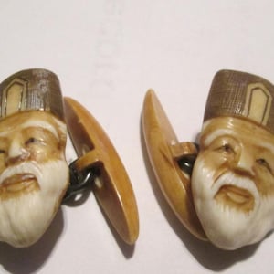 Great gift! Vintage Intricately Carved 1940s Asian men cuff links absolutely Gorgeous pieces of Art from days gone by!