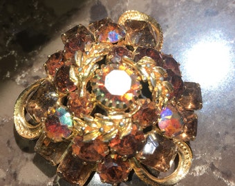 Great Gift Idea Vtg MASSIVE  Sparkling Glass Prong Set Bronze Amber Gold color Multi-Faced Brooch Pin Glamorous Piece