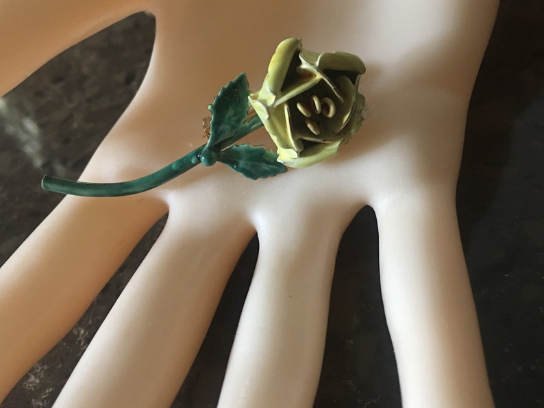 Vtg Citrine Floral Enamel Done by SANDOR Brooch the Perfect Beauty to Wear during the Upcoming Seasons!