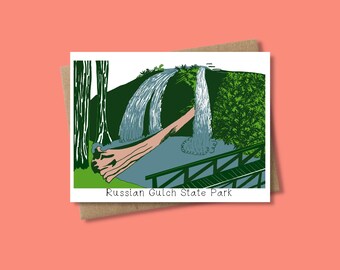 Tarjeta ilustrada con una cascada en el Parque Estatal Russian Gulch, en el norte de California.