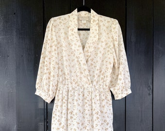 Pellini Petites 80s does 40s beige and white wrap front dress