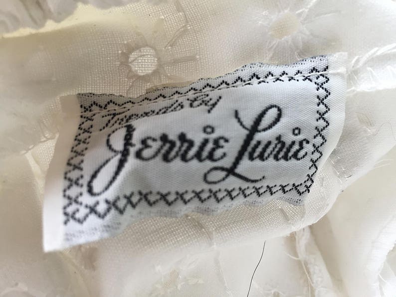 Vintage dress 80s lace dress, vintage white lace dress, eyelet dress, Jerrie Lurie dress image 5