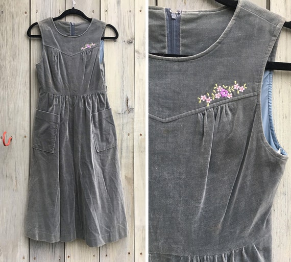 Vintage dress | Vintage gray velvet dress, sleevel