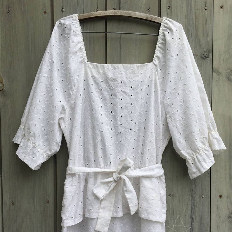 Vintage dress 80s lace dress, vintage white lace dress, eyelet dress, Jerrie Lurie dress image 2