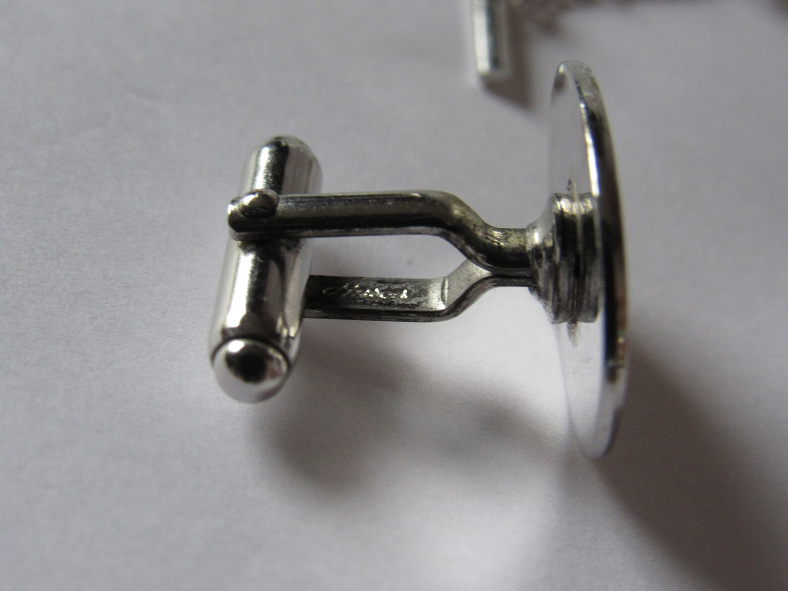 anson tie clip and cufflinks