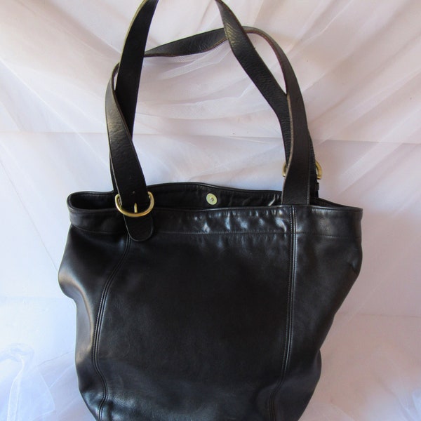 Vintage Coach Bag, SOHO Waverly, Large Size, Shoulder, Black Cowhide Leather, 17" by 15", Made in USA