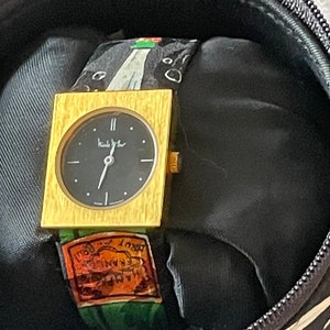 Vintage Ladies Nicole Miller Wristwatch, Cloth Style  display picture 2