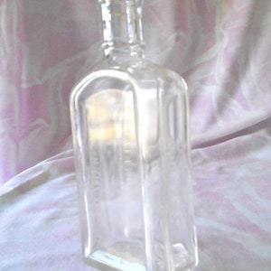 Vintage Glass, Antique Bottle, Clear Apothecary, Porters Pain King, Drugstore Sundries, Embossed Bottle, Collectible Glass, Rustic Decor