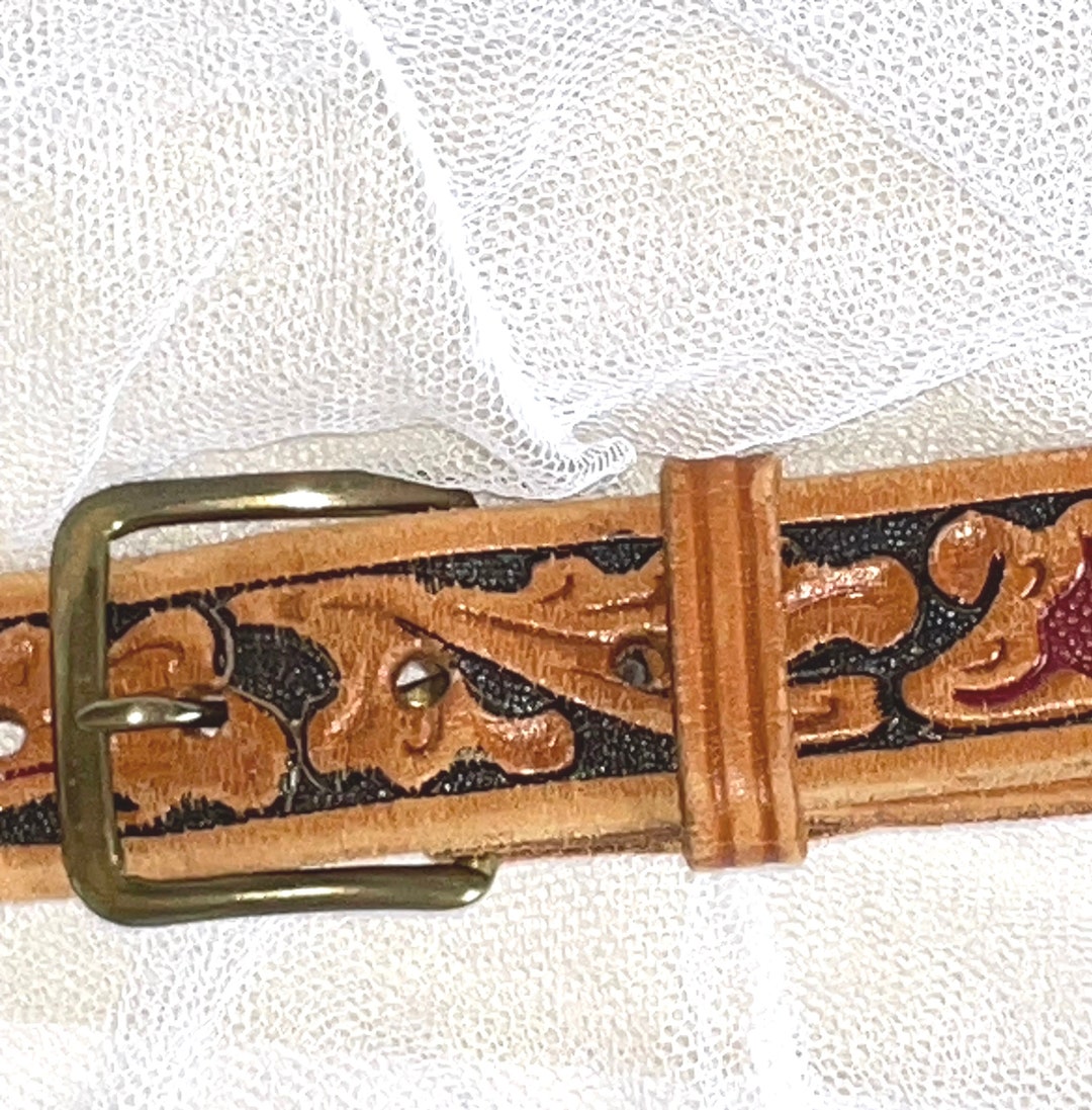 Vintage Leather Hand Tooled Belt, 36 Inches Long, 1 & 1/4  display picture 2