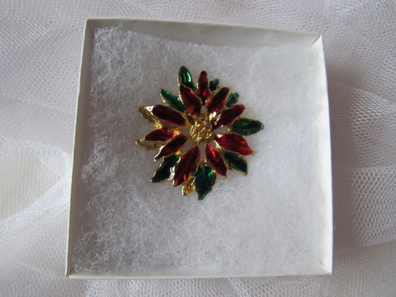 Vintage Poinsettia Pin, Poinsettia Brooche, Red a… - image 4