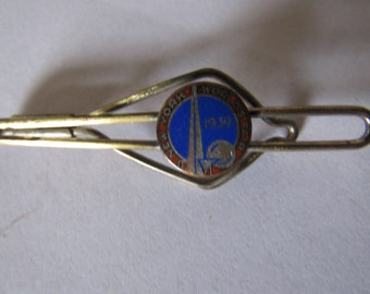 1939 New York World's Fair Brass Tie Tack Lapel Pin 1939 New York World's Fair Brass Tie Tack Lapel Pin