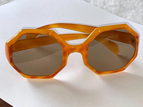 Retro Caramel Tortoise Shell Frames, Sunglasses, … - image 2