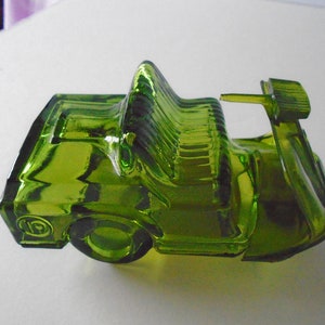 Vintage Avon, After Shave Decanter, Green Glass,Avon Golf Cart, Wild Country, 5 Oz. After Shave, Number 19, Collectible Avon, Men&#39;s Birthday