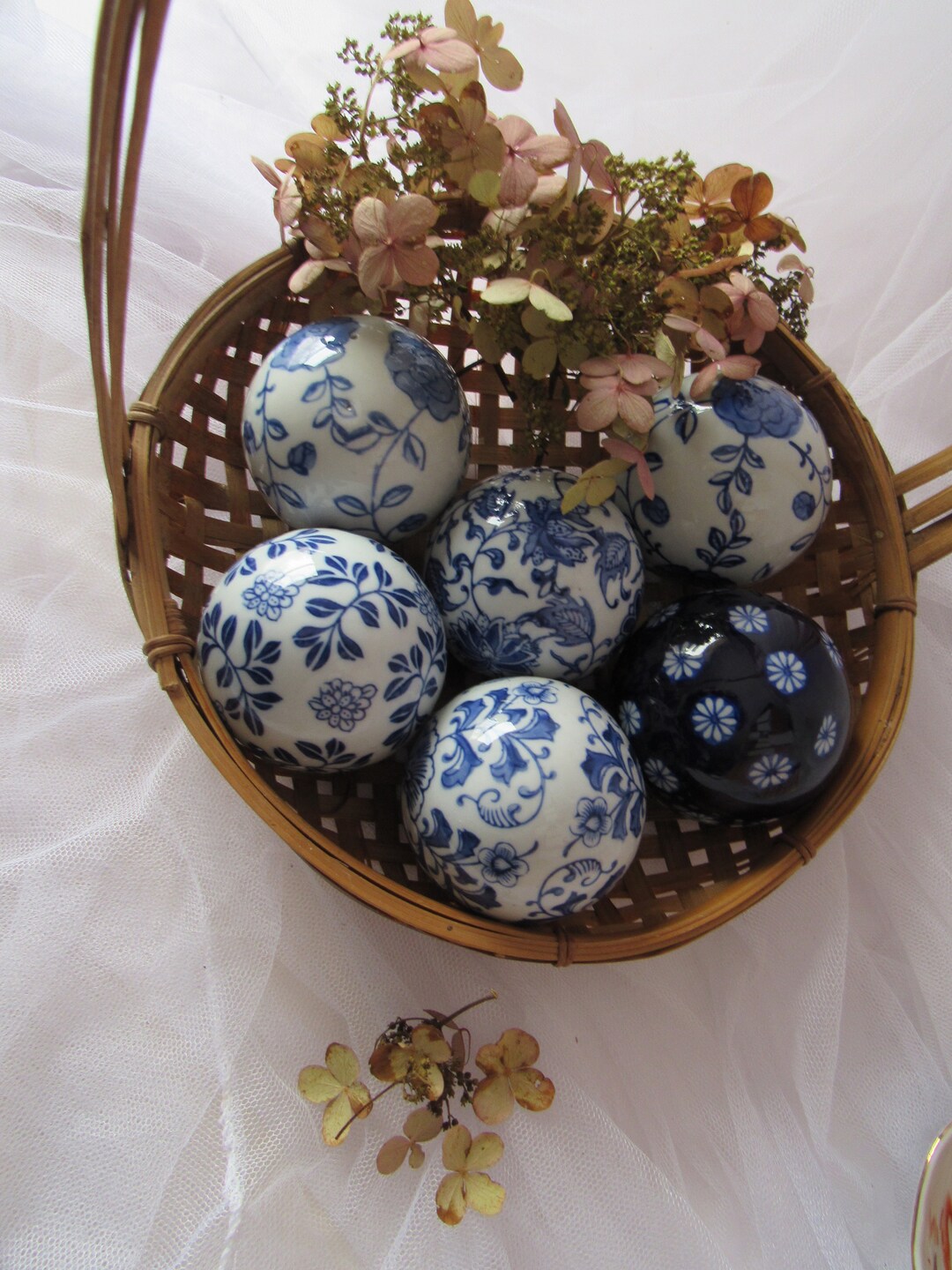 Vintage Ceramic Balls, Decorative Balls, Spheres, Carpet Balls, Orbs