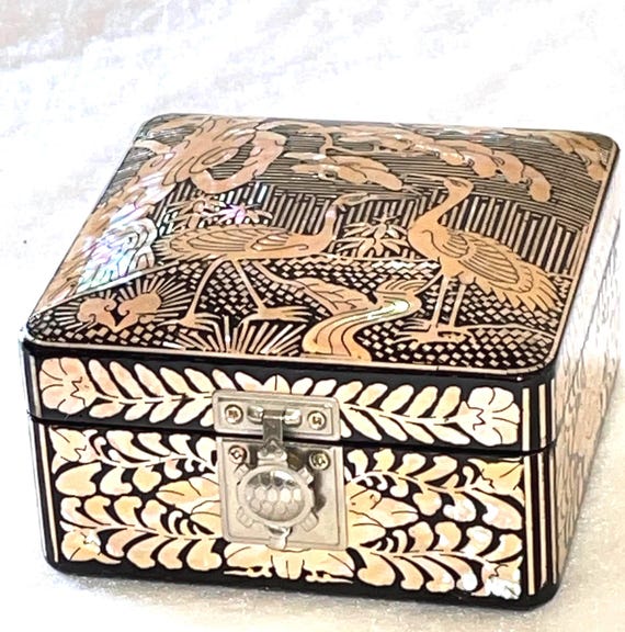 Vintage Small Black Laquer Box With Mother of Pearl Inlay