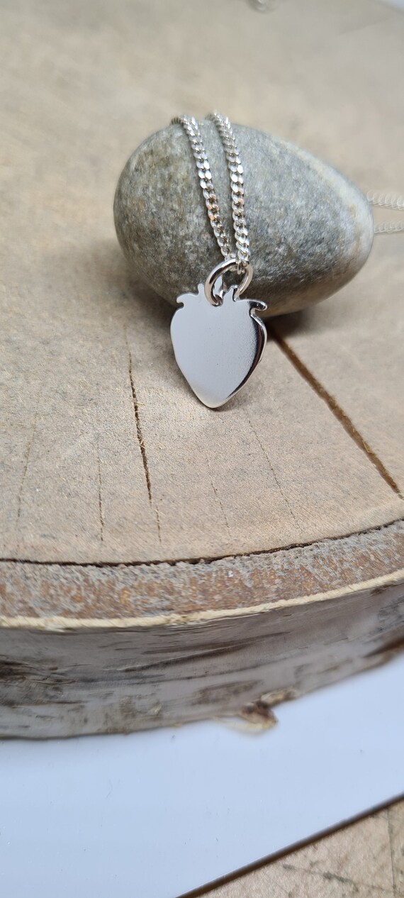Anello A Fragola In Argento Sterling Con Cuore | Gioiello A Forma Di Frutto | Regalo San Valentino Compleanno Per Lei | Taglia 7 (US)