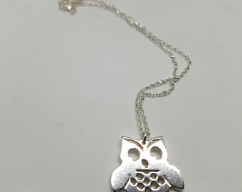 Owl Necklace, Sterling Silver Owl, Owl Jewellery, Silver Necklace, Owl Silver Pendant, Gift for her, Bird Necklace, Bird jewellery