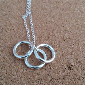 Circle Necklace, Infinity Jewellery, Circle Charm jewelry, Gift for her, Family jewelry