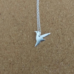 Hummingbird necklace, Bird necklace, Hummingbird, Necklace,Silver necklace, Silver bird necklace, Charm necklace, Nature necklace, Bird gift