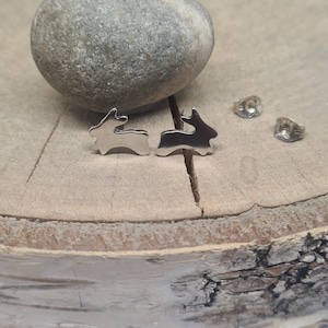 Jumping bunny stud silver earrings