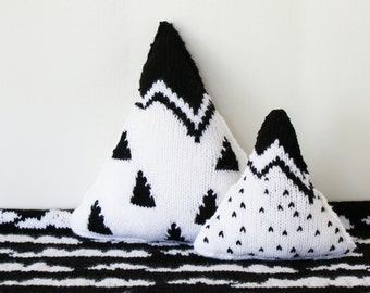 DIY Knitting PATTERN - Mountain Range Pillows - 16" tall and 10" tall (2016019)