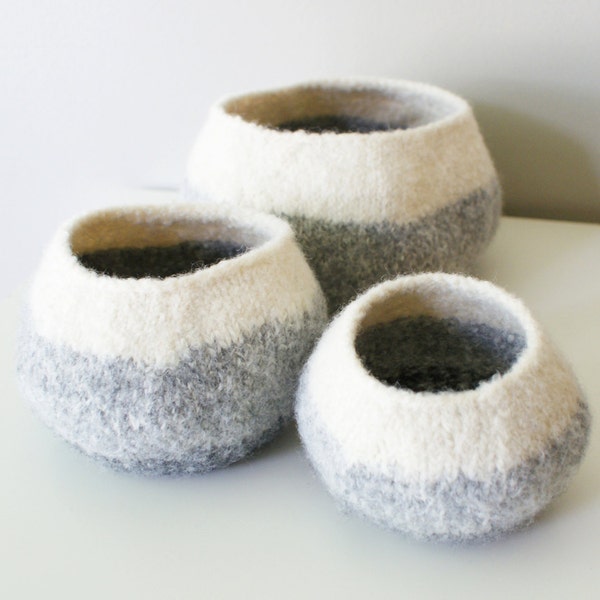 DIY Knitting PATTERN - Knit Wool Felt Graduated Ombre Pods / Bowls (in 4", 6", and 8" diameter)