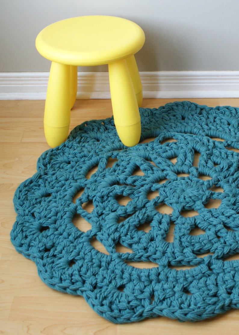 DIY Crochet PATTERN Throw Blanket / Rug Super Chunky Doily 8 Styles 3066 diameter blanket003 image 3
