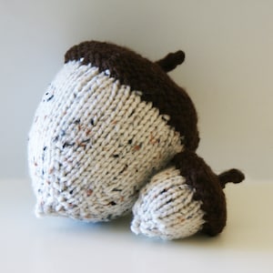 DIY Knitting PATTERN - Stuffed Knit Acorns for Thanksgiving (in 5", and 6.5" diameter)