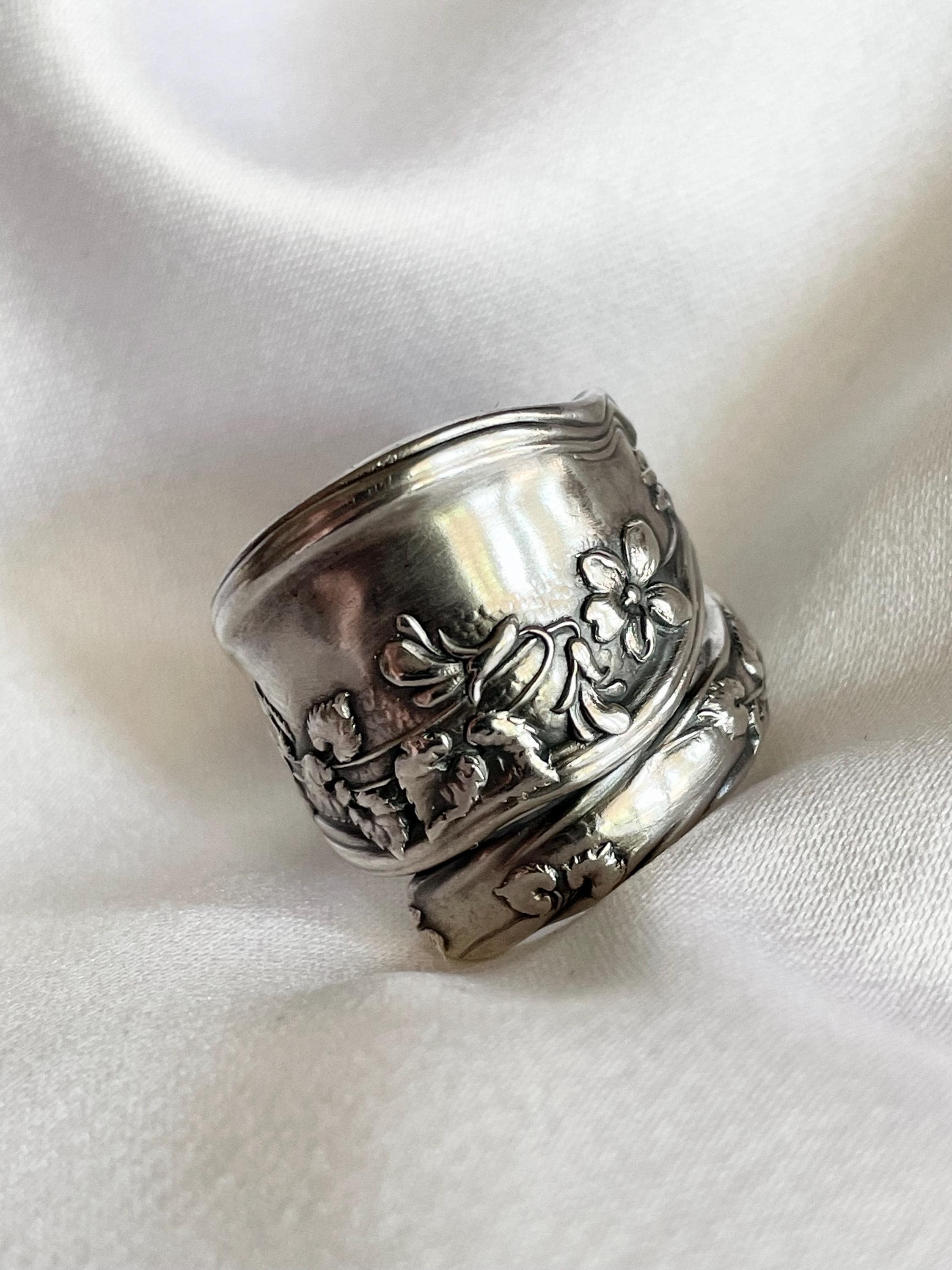 TreasureGrotto - Etsy