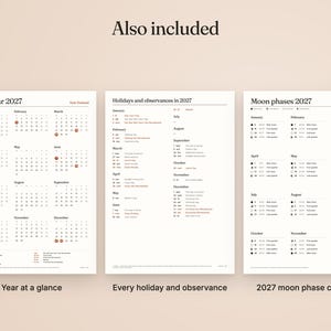 Puede incluir: Tres p&aacute;ginas blancas con texto negro bajo el t&iacute;tulo Also included. La primera es un calendario de 2027 para Nueva Zelanda. La segunda enumera festivos y celebraciones de 2027. La tercera muestra las fases lunares de 2027.