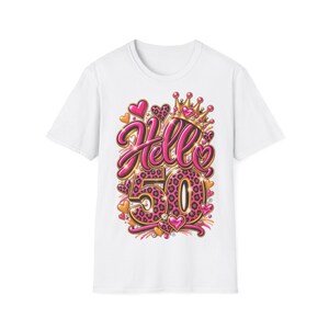 Geburtstagsshirt Hello 50 Pink mit Leo Muster und Krone, Geschenk Frauen