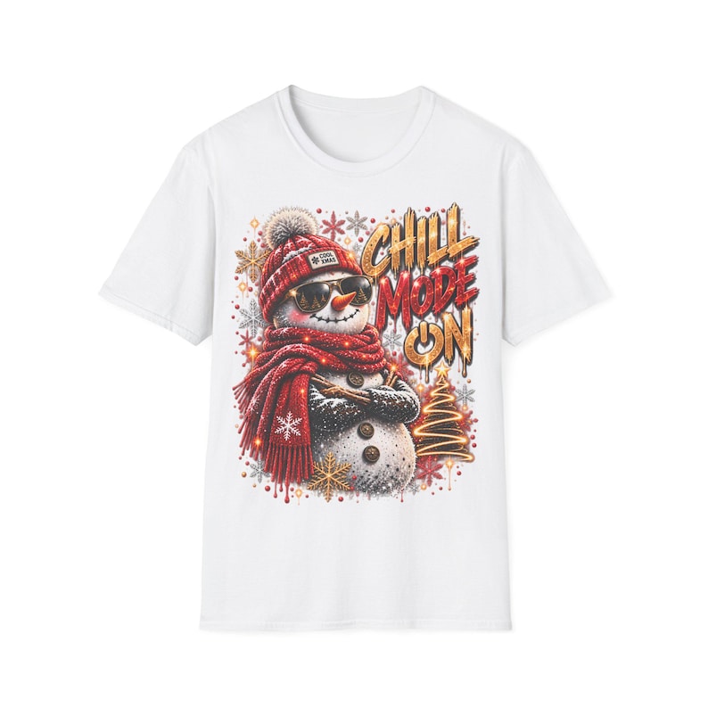 雪だるまTシャツを着てリラックス、サングラスをかけたカジュアルなクリスマスシャツ 画像 2