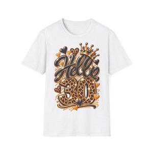 Geburtstagsshirt Hello 30 Schwarz Gold mit Leo Muster und Krone, Geschenk