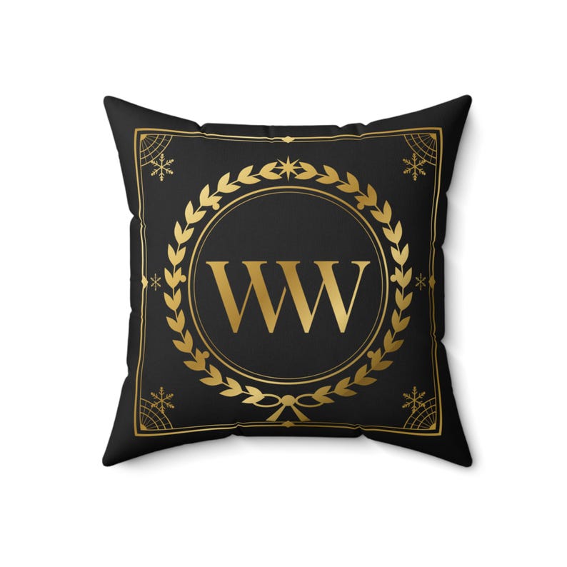 Black and Gold Christmas Pillow, Luxury Monogram Throw Pillow, Gold Laurel Crest Holiday Decor, Elegant Christmas Gift for Her 画像 3