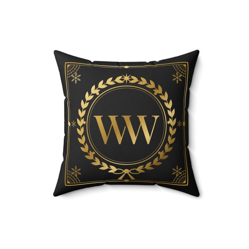 Black and Gold Christmas Pillow, Luxury Monogram Throw Pillow, Gold Laurel Crest Holiday Decor, Elegant Christmas Gift for Her 画像 2