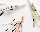 Corni del partito NYE New Years Eve 10 frangia nappa metallico noisemakers rosa oro rame argento bianco