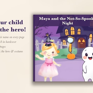Può includere: Un libro per bambini con copertina rigida intitolato Maya and the Not-So-Spooky Night, raffigurante un bambino biondo con un vestito rosa e un fantasma bianco. La copertina mostra una casa viola, una zucca e una torcia elettrica.