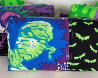 Goosebumps Mummy + Bats Boxy Zipper Pouch. RL Stine Makeup Bag. Vintage 90's Goosebumps Fabric. Cosmetic + Toiletry Bag.