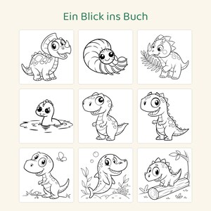 Puede incluir: Una p&aacute;gina de libro para colorear titulada Ein Blick ins Buch que presenta nueve ilustraciones distintas en blanco y negro de dinosaurios y criaturas prehist&oacute;ricas, incluyendo un triceratops, un ammonite y reptiles acu&aacute;ticos.