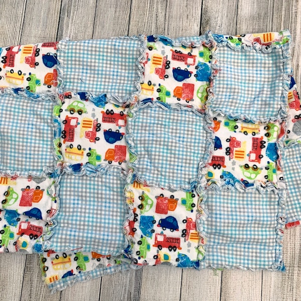 Cars/Trucks Large Rag Quilt (Approx 32inx42in)