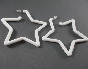 Y2K Large Star White Earrings, Celestial PIerced Trending Pop Acrylic Hoop Oversized Fun Fashion