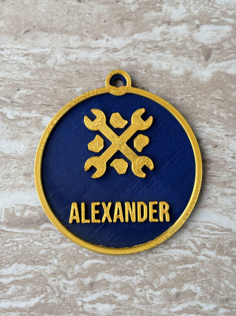 Adorno mecánico personalizado, llave inglesa con nombre personalizado, regalo para amantes de los coches (impreso en 3D) imagen 1